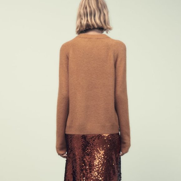 NWT ALPACA AND WOOL BLEND ORANGE BROWN CAMEL SWEATER. - Picture 3 of 10